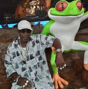 Meet your Posher, Vincent